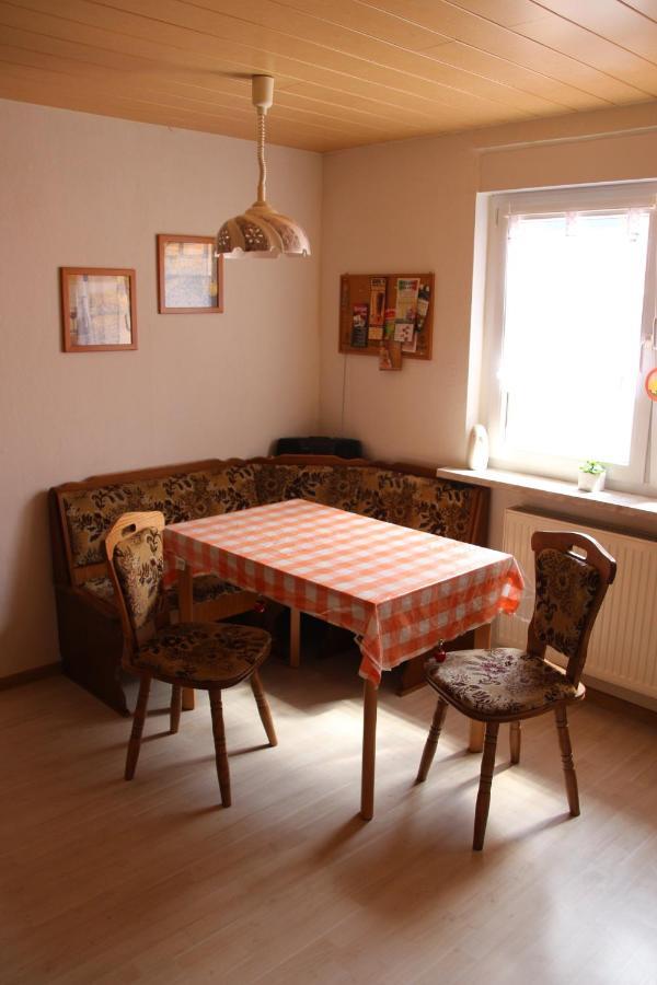 Landhaus "Zum Frosch" Kalbsrieth Exterior foto